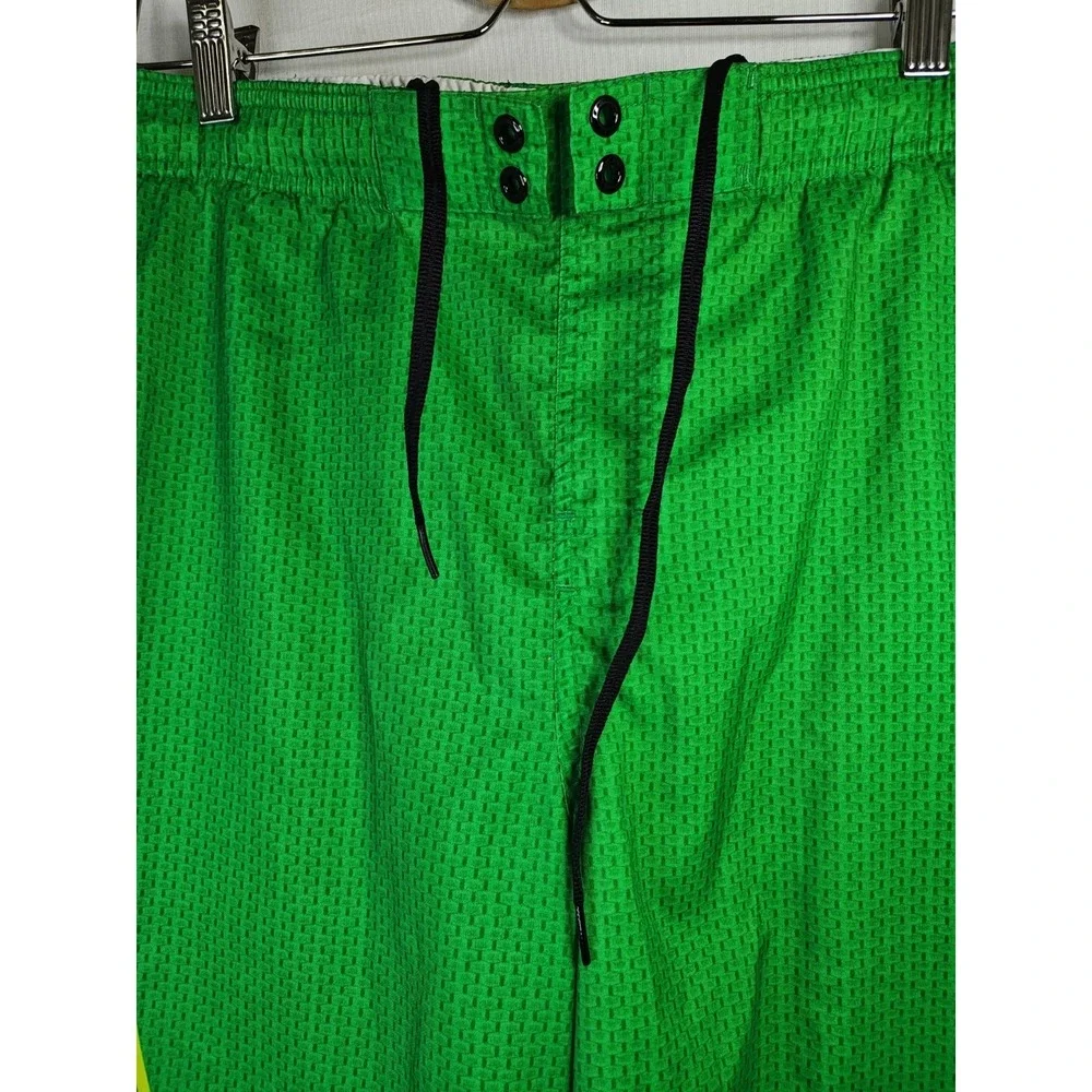 NIKE Swim Shorts Green Men Size Large Intact Lining Green‎ 10